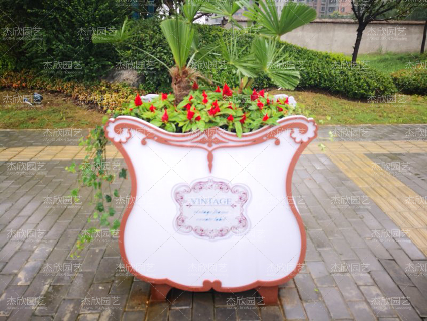 鋁合金花箱、PVC花箱孰好孰壞？