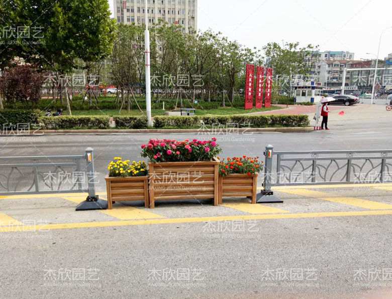 如何查看道路花箱廠家真假？
