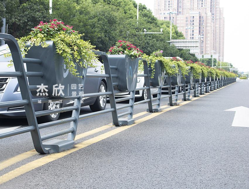 市政不銹鋼花箱質(zhì)量如何？